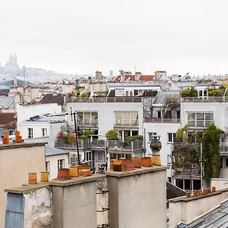 Apartment Aramis Paris