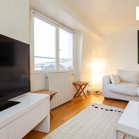 Apartment Aramis Paris